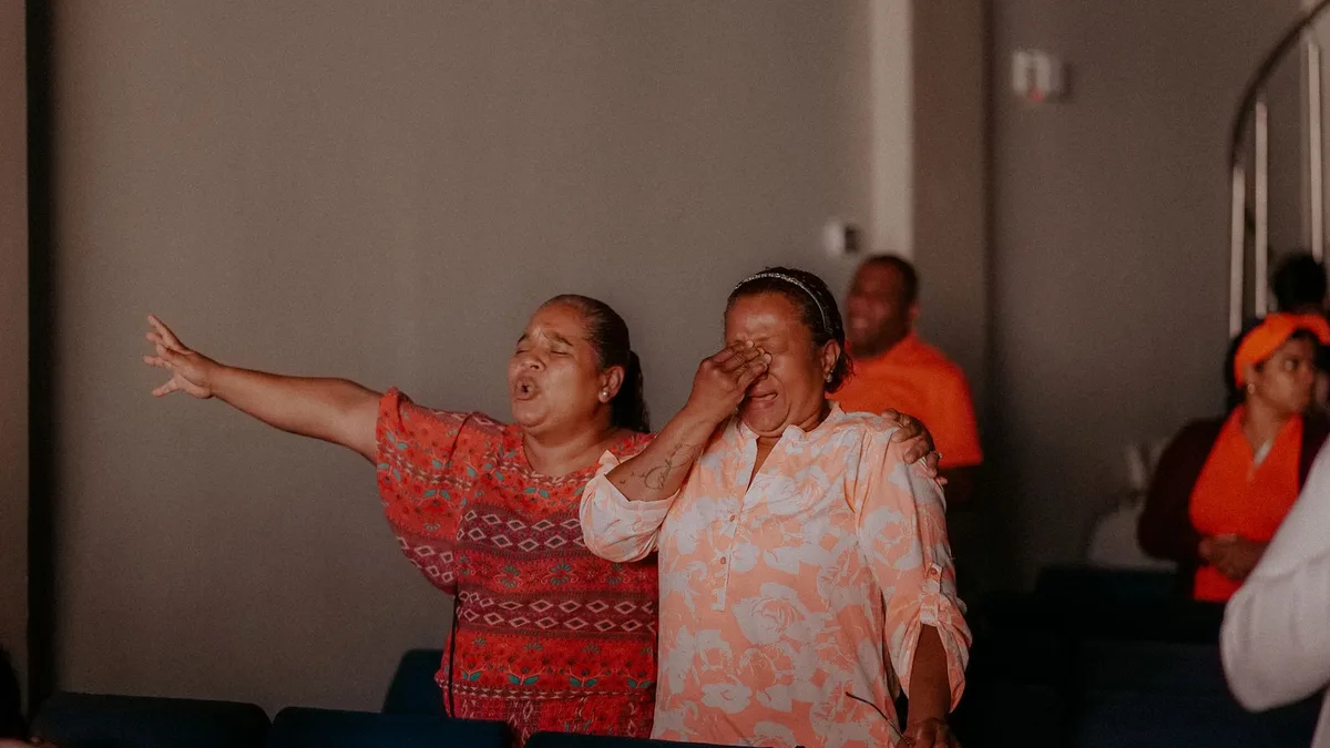 Mensagem de aniversário evangélica emocionante: fé e gratidão