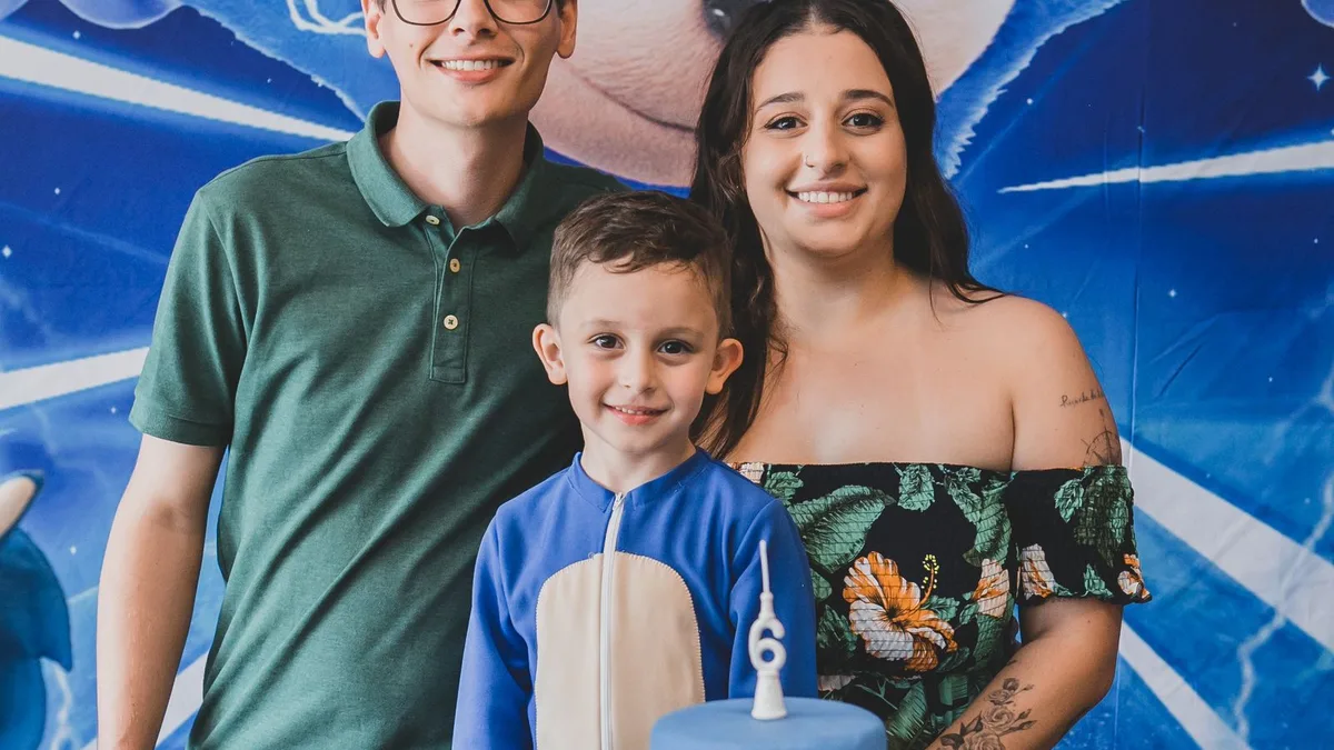 Mensagem de aniversário para filho amado: orgulho que não cabe no peito